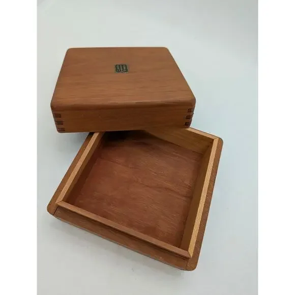 James Avery Wooden Jewelry Box 4x4x2 Dovetail Trinket Keepsake Original Box - Picture 2 of 3